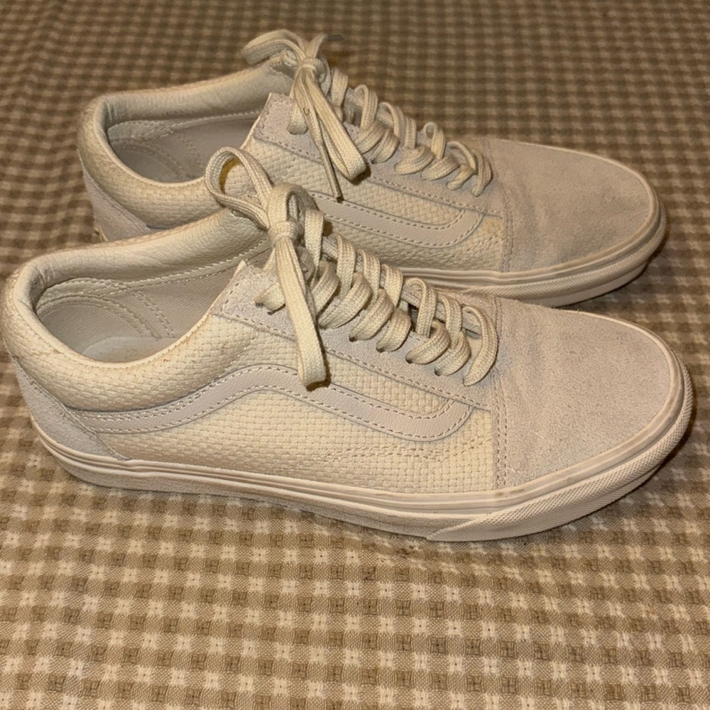 Vans Old Skool Shoes basketweave texture with suede